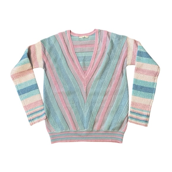 Tularosa Sweaters - Tularose Kinsley Striped V-Neck Sweater Pink Blue